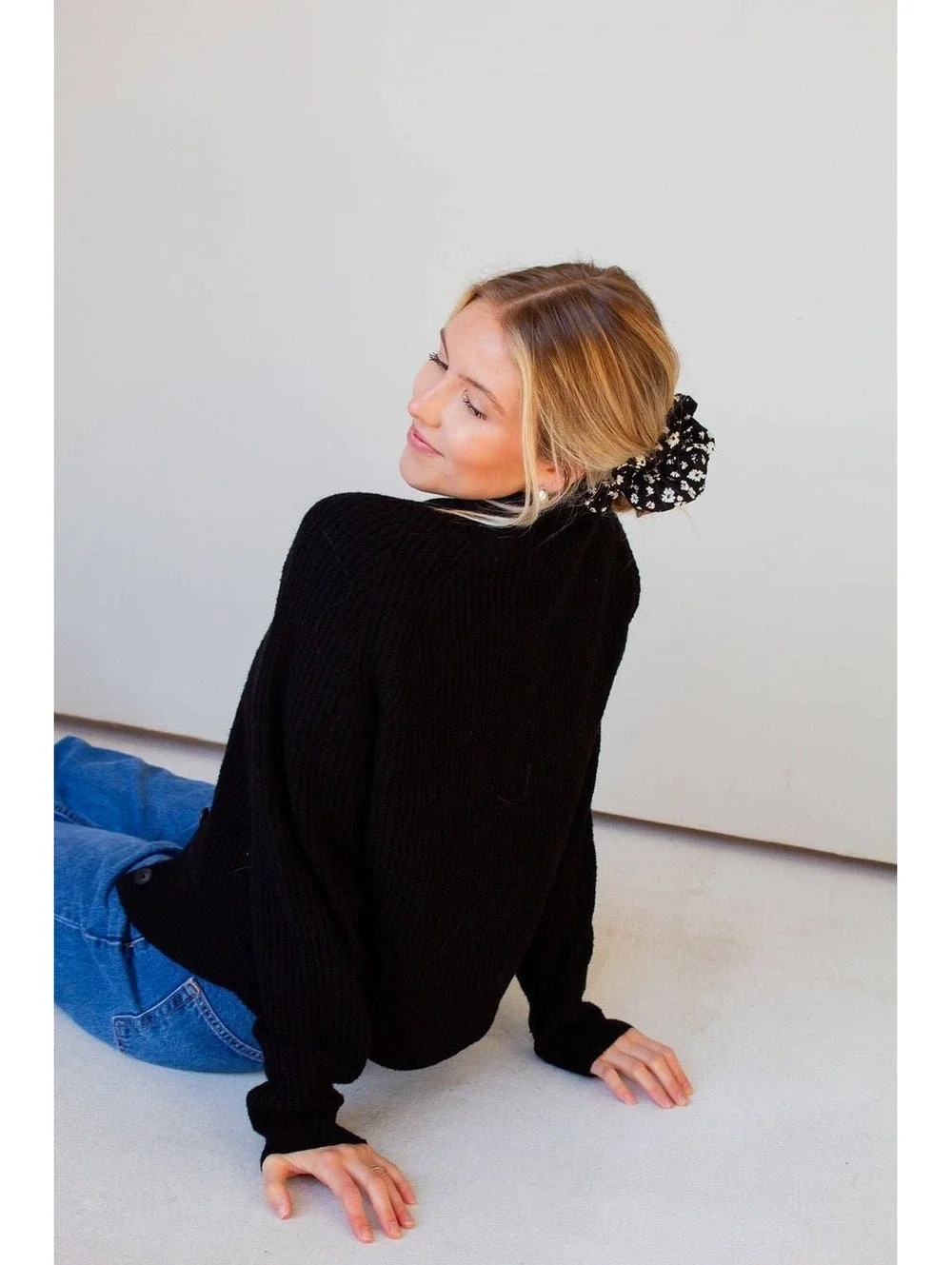 Andi Onyx Black & White Floral Jumbo Scrunchie